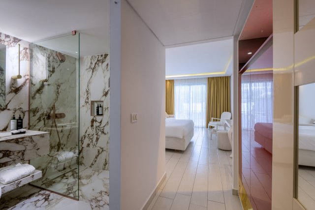 Superior Deluxe Swim Up | Diamond Deluxe 5 star hotel in Kos